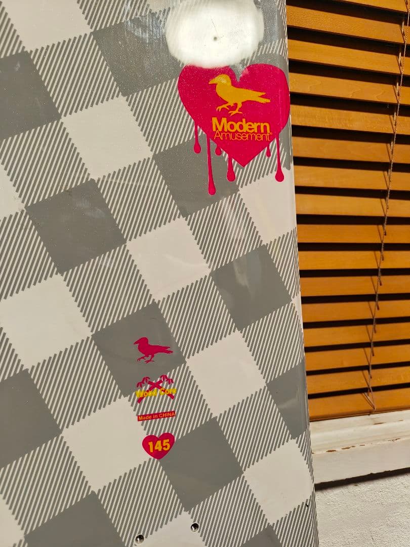 スノーボード　145 板 modern amusement