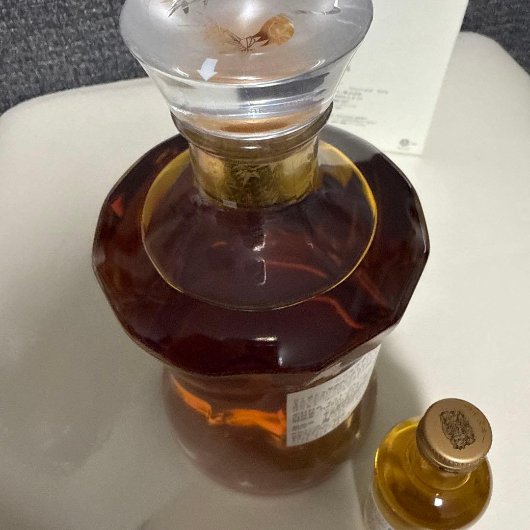 ニッカウヰスキー 鶴 700ml シングルモルト余市 小瓶セット付き