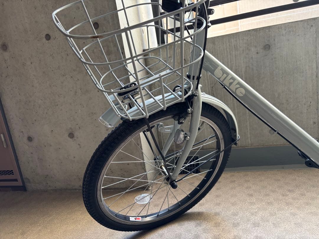 ビッケ bikke 子供用自転車 ブルーグレー 22インチ　ヘルメット付き