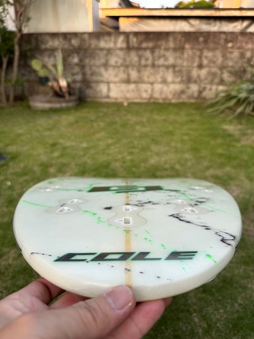 COLE ショートボード カーブボール　ホワイト・グリーン