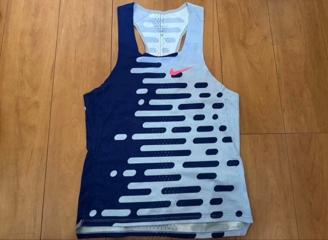 ナイキ　プロエリート　エアロスイフト　シングレット　サイズM