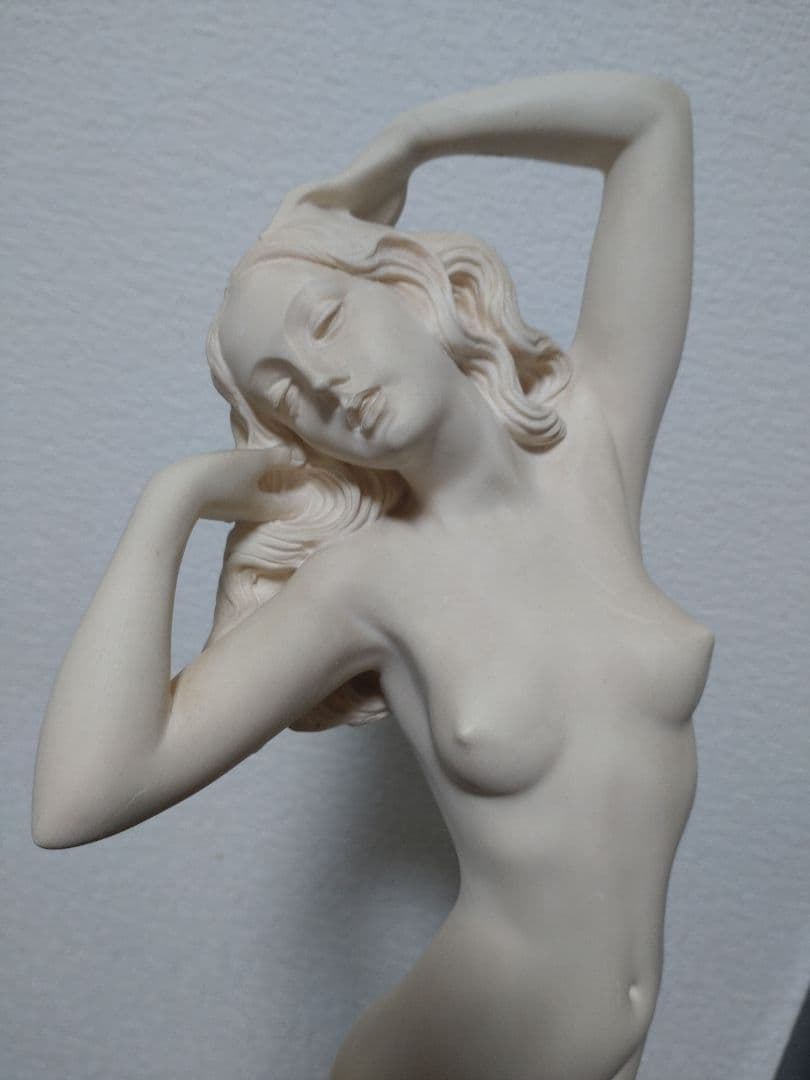 Giuseppe Bessi　ジュゼッペ・ベッシ　STONELITE　 裸婦像