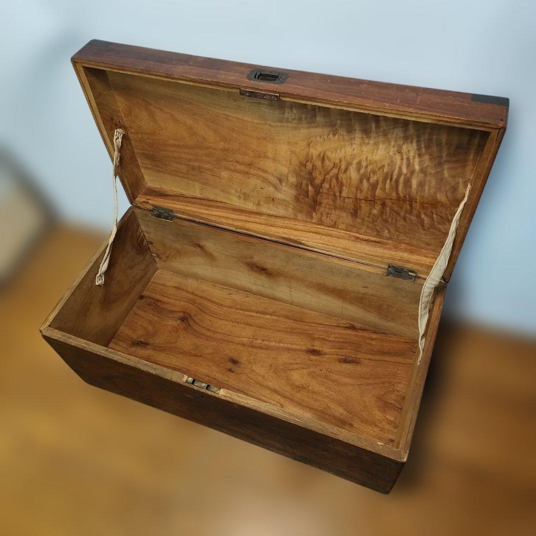 アンティーク 木製収納箱 大きめ 真鍮金具 飴色