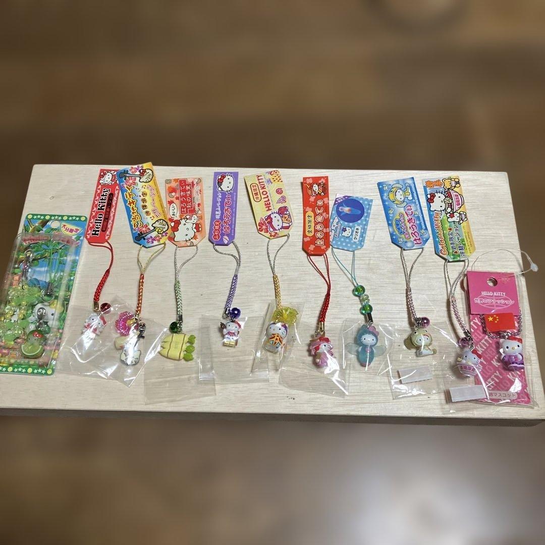 d*2様 平成レトロ　ご当地キティ　ストラップ まとめ売り　11点　ハローキティ
