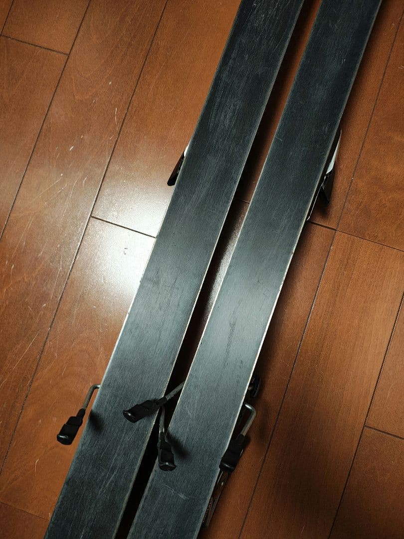 【モーグル☆】180cm　Ｋ２スキー板♪