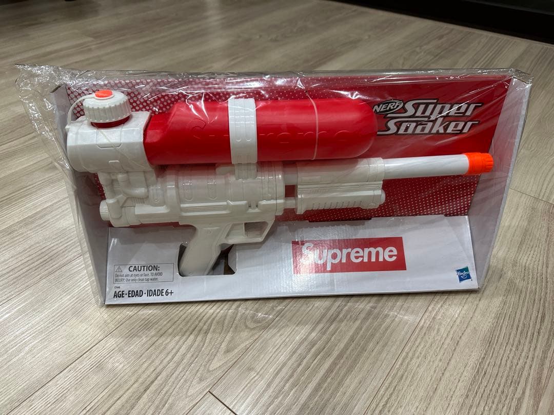 Supreme Nerf Super Soaker ホワイト/レッド