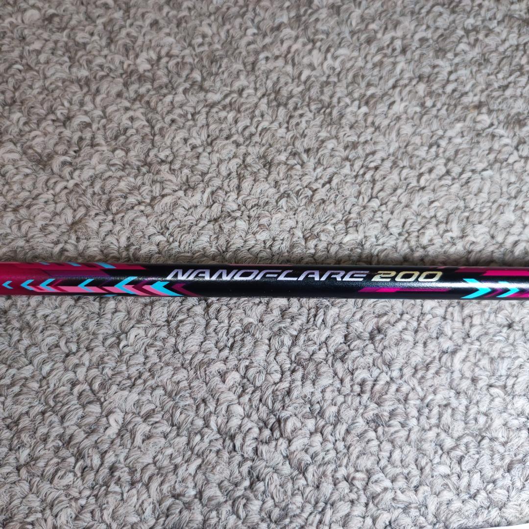 美品 YONEX ナノフレア200 BG65Ti20P 張上 塗装剥れ有 n49