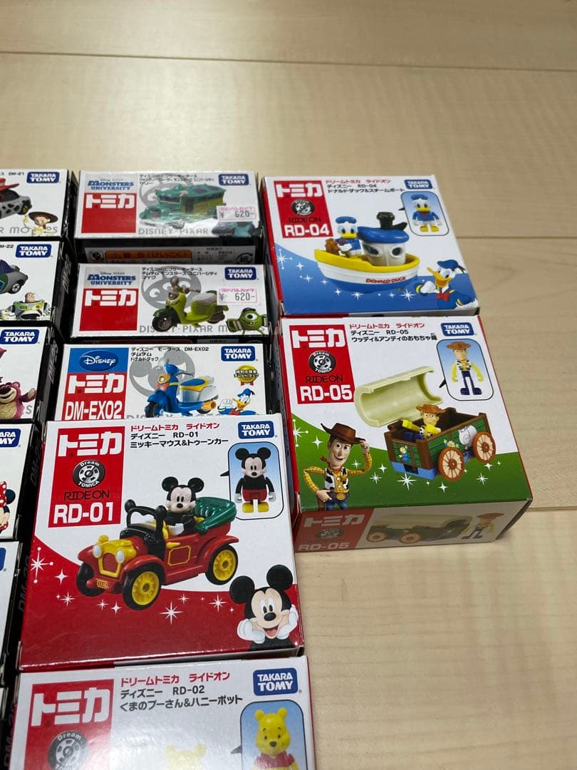 ディズニートミカ　タカラトミー ディズニーモータース 43台セット