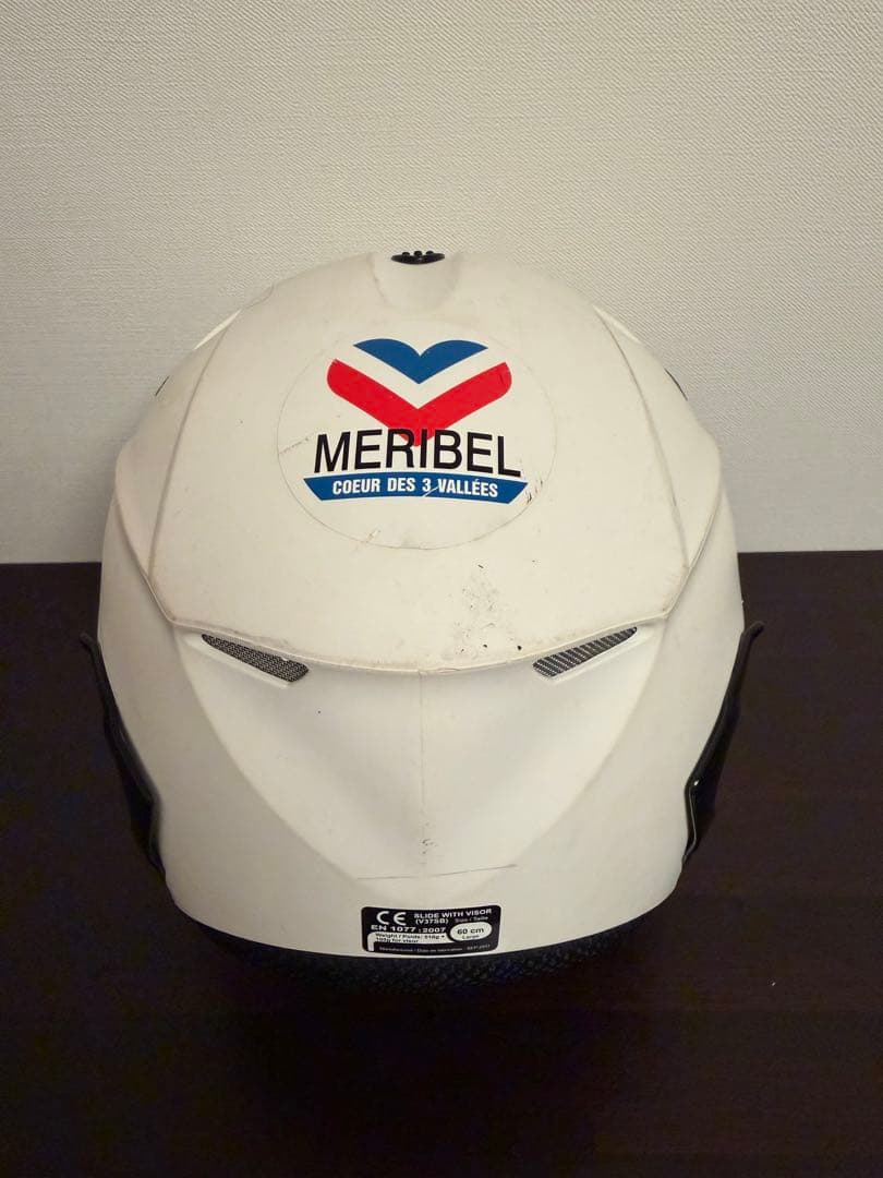 Bolle バイザー付きスキー用ヘルメット