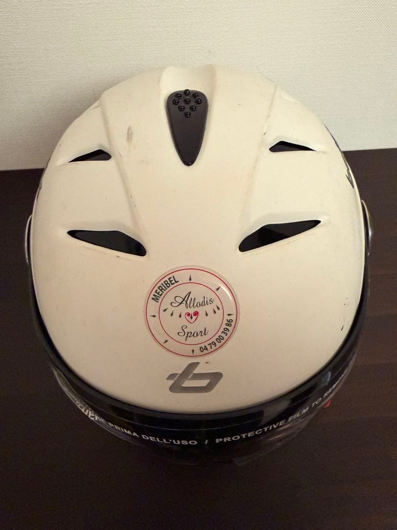 Bolle バイザー付きスキー用ヘルメット