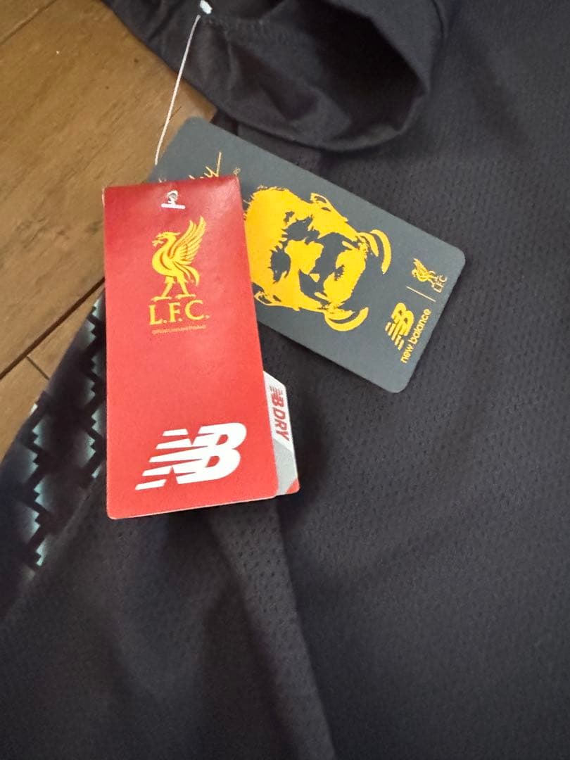 【公式】リヴァプール 19/20 ユニフォーム3rd #ファン・ダイク