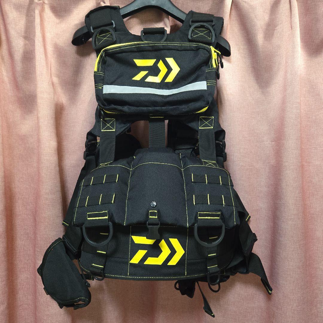 Daiwa　ベンチクールゲームベストⅢ　DF-6107