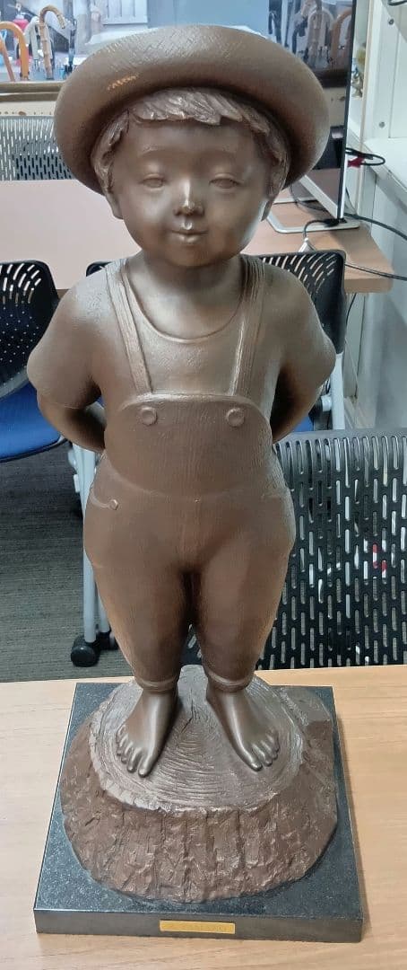 玉野勢三　ブロンズ　高さ約55cm　彫刻　銅像　置物