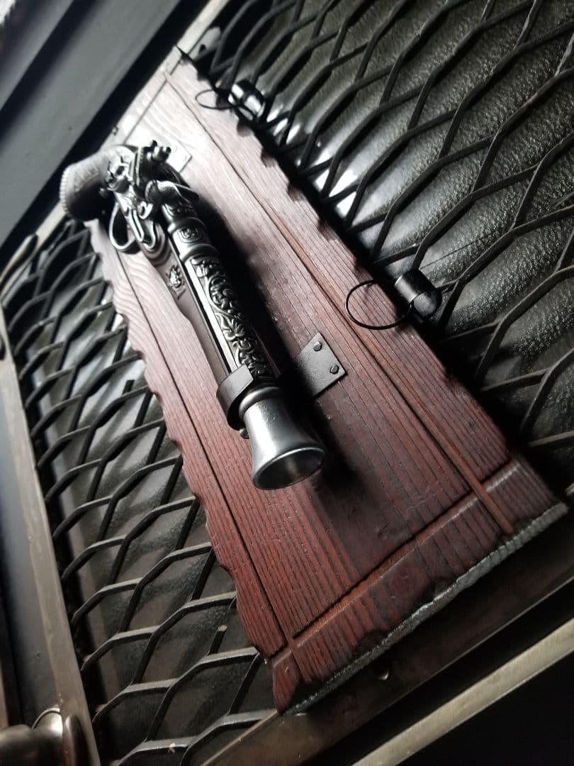 フリントロック　メタル　アンティーク　細密　装飾　西洋　様式　古式砲　台座付