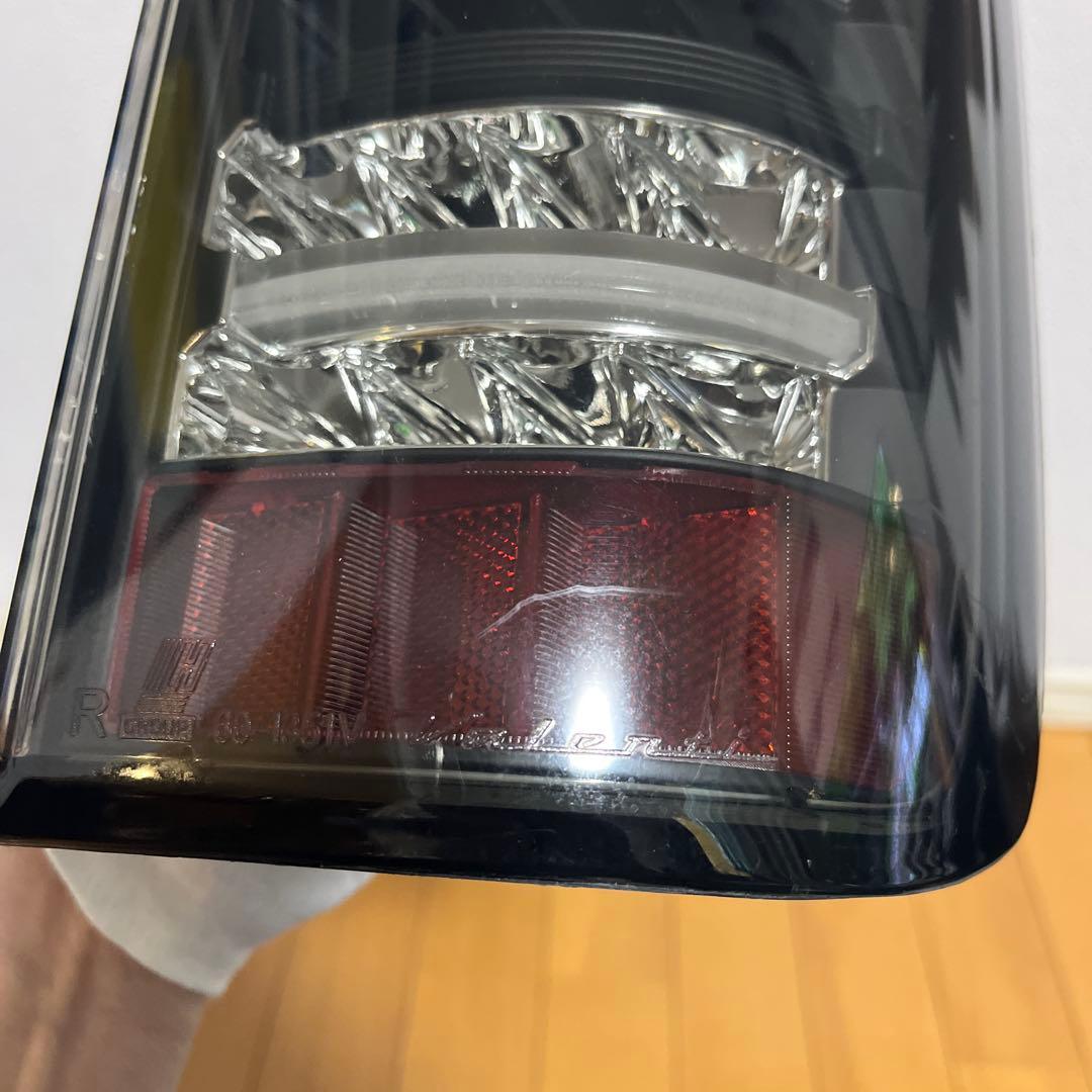 VALENTIヴァレンティ　MTSエムテクノ200系　ハイエーステールランプ