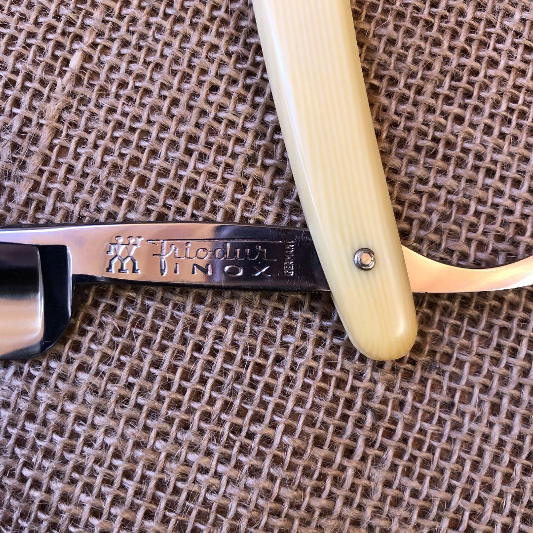 フェザーアンテック