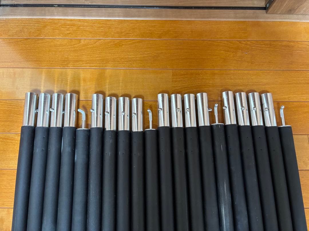 【たぐ】ＤＯＤ　ビックタープポール　ブラック　4セット　収納袋付き