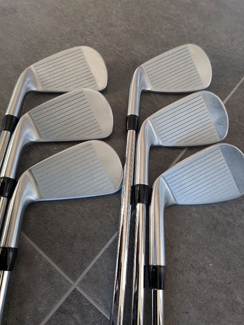 ●美品　日本仕様●2023年 タイトリスト T150 MODUS120S 6本