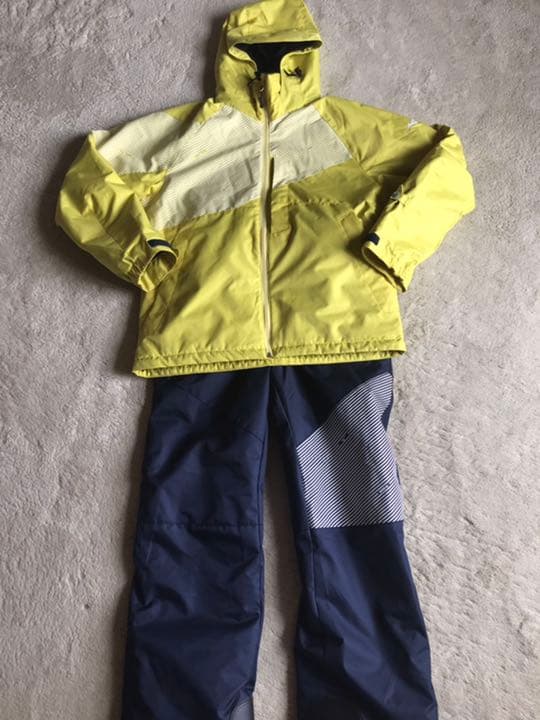 ミズノ　スノーボード・スキーウェア　Mサイズ(165〜175cm)  上下