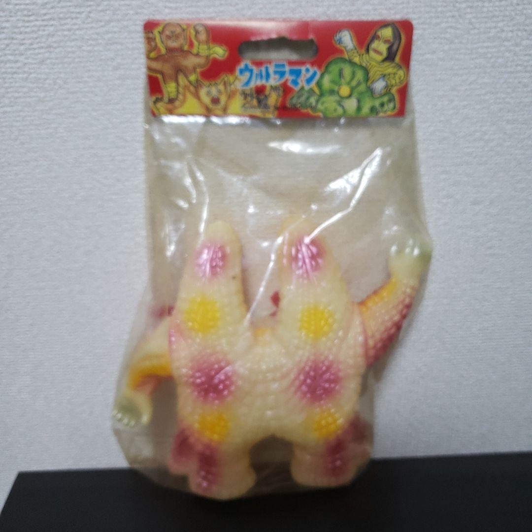 M1号　ソフビ　ウルトラマン　ぺスター　イリサワ限定