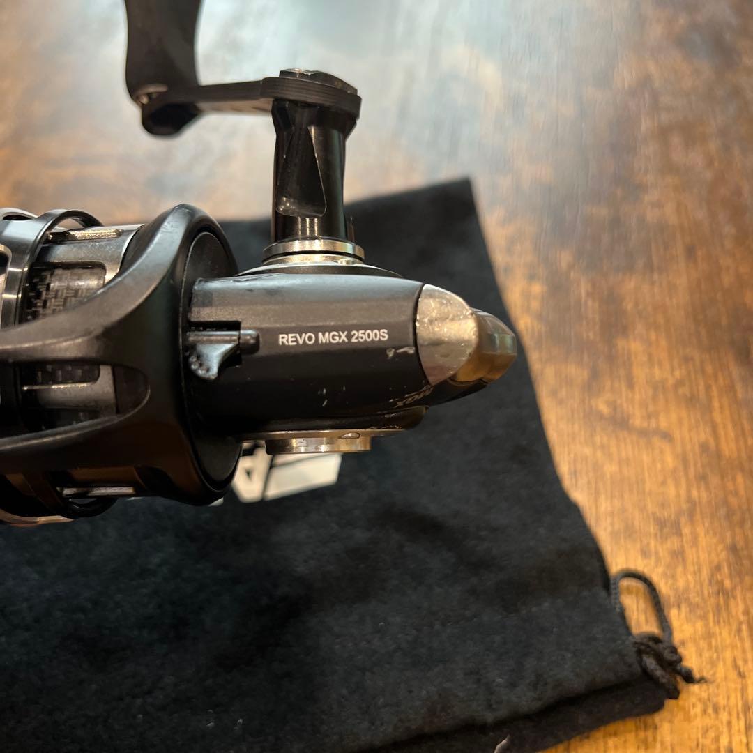 Revo MGX 2500S（レボ エムジーエックス）