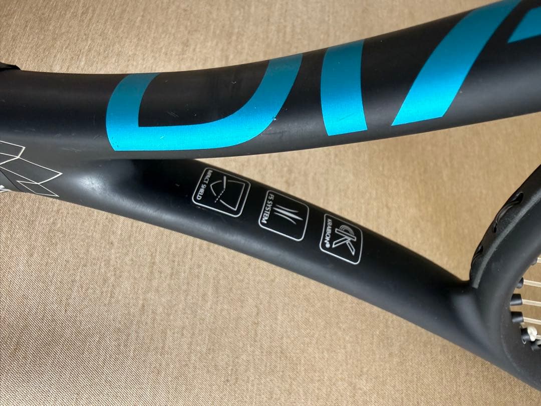 DIADEM NOVA 100 テニスラケット