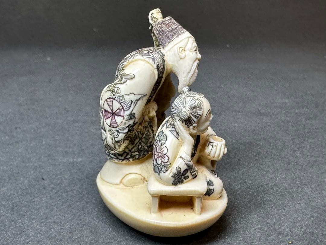 極上　置物　根付　彫刻 置物　細密細工　骨董　アンティーク