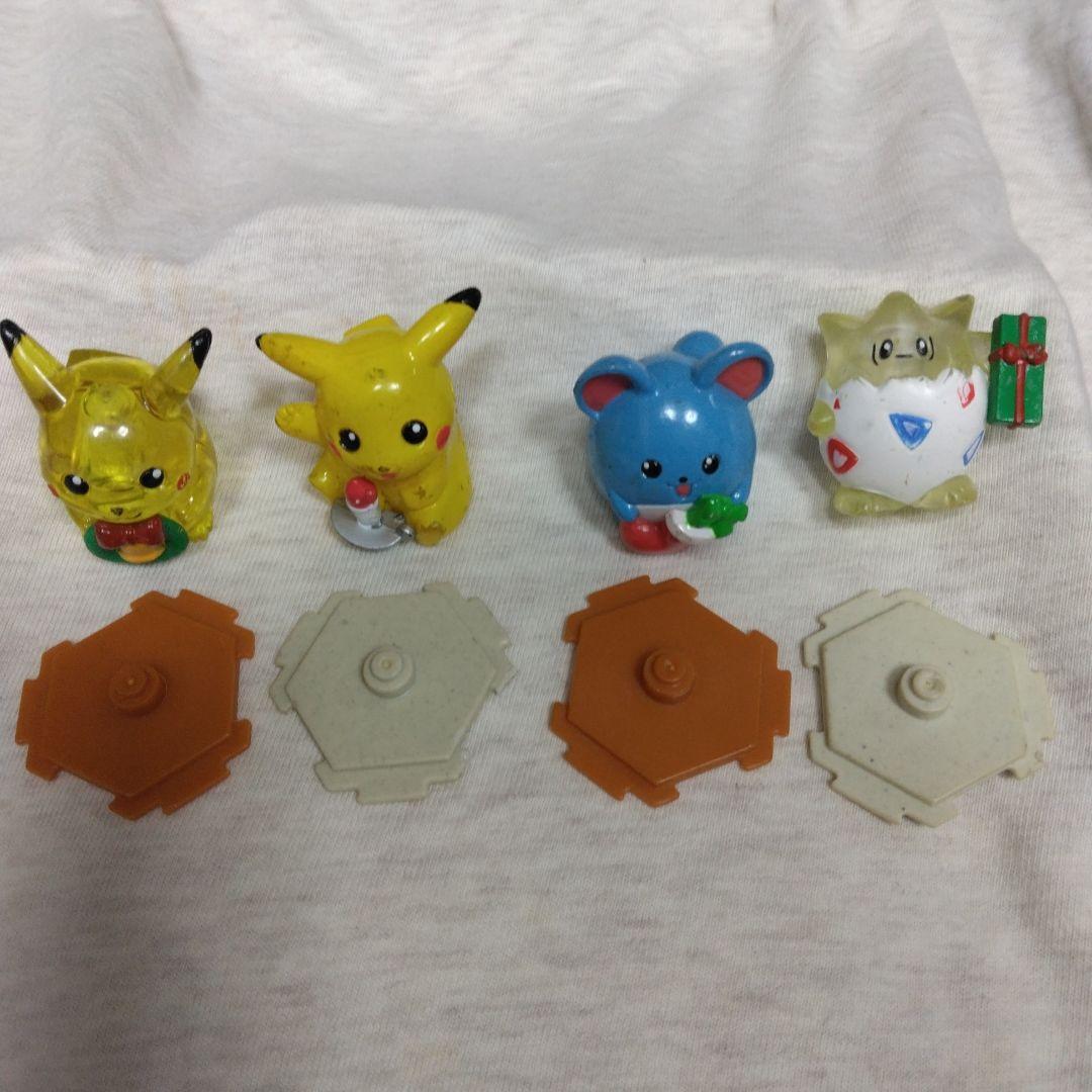 ポケモンフィギュア クリマスデザイン4体 ピカチュウ、マルル、トゲピー 任天堂