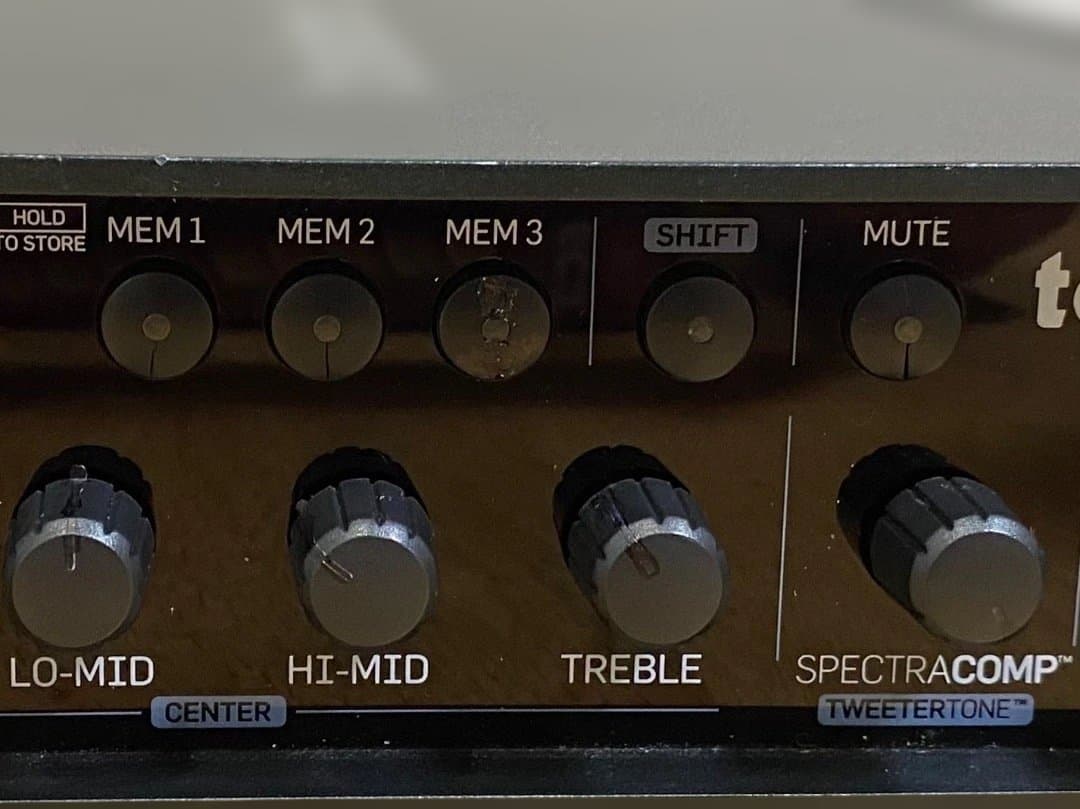 ベース TC ELECTRONIC RH750