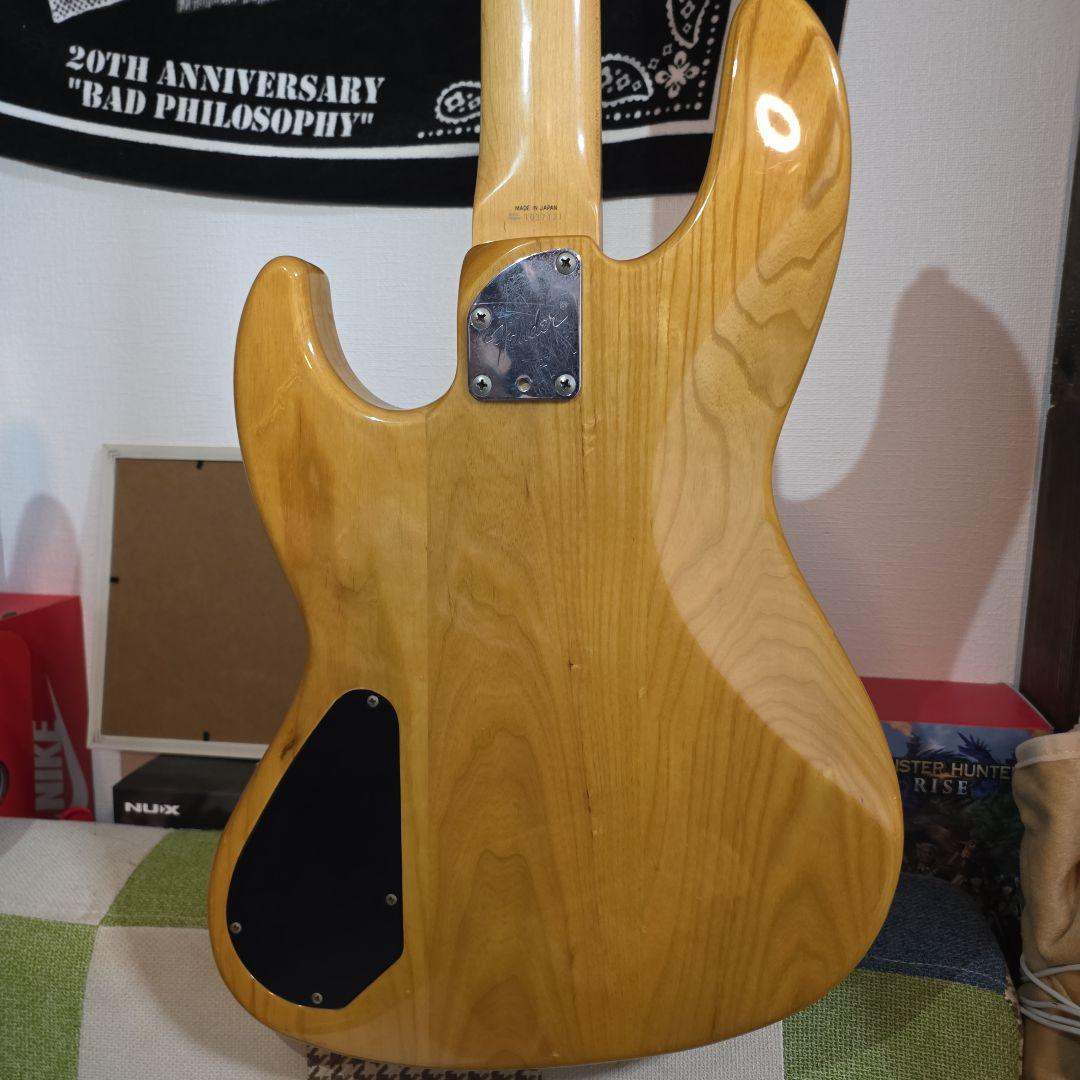 Fender Jazz Bass ナチュラル 4弦　 jbr85
