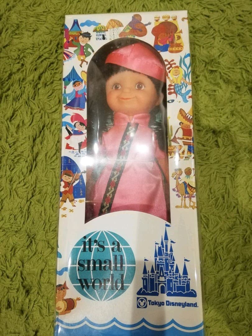 ディズニー　レトロ　イッツアスモールワールド　コレクションドール　人形6体セット