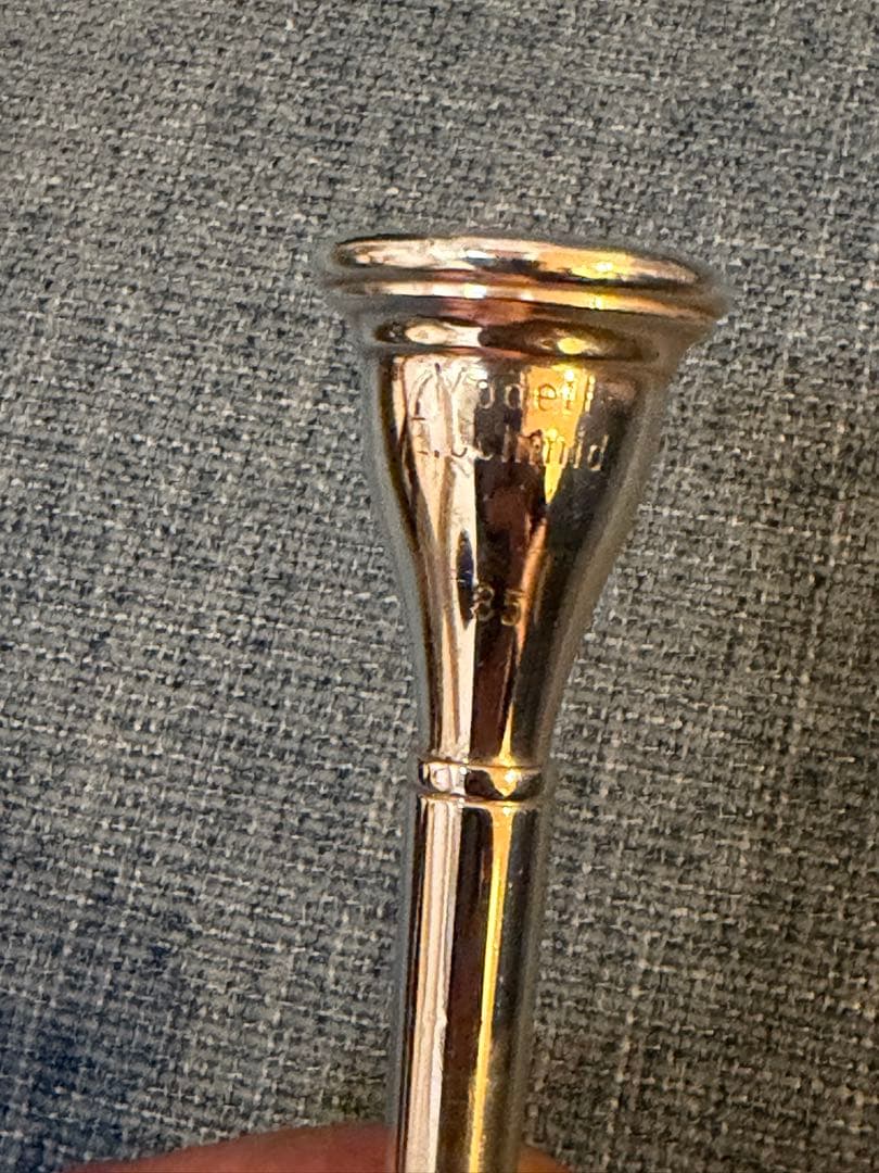 ホルン　マウスピース　ティルツSchmidt 85