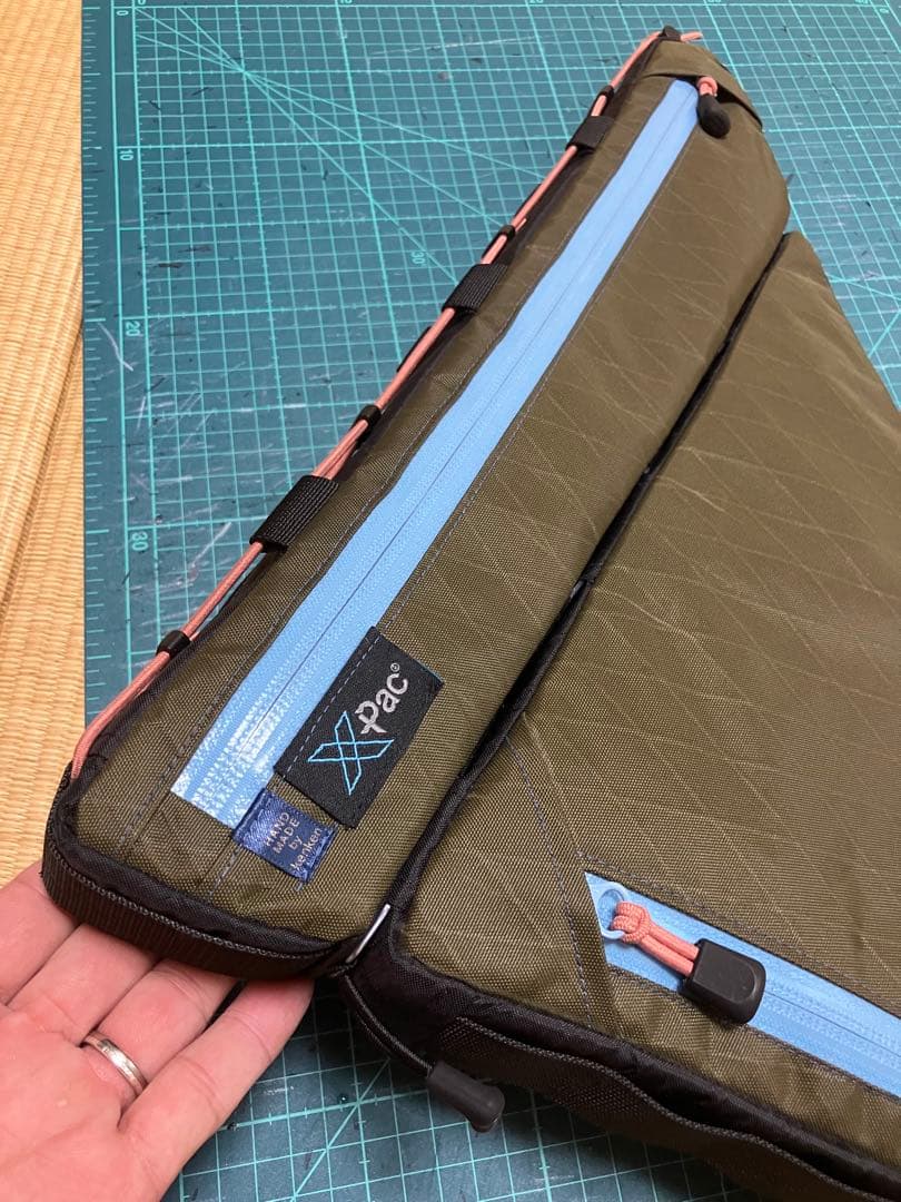 ハンドメイド　上下分割式フルフレームバッグ　X-PAC オリーブ　マルベリー