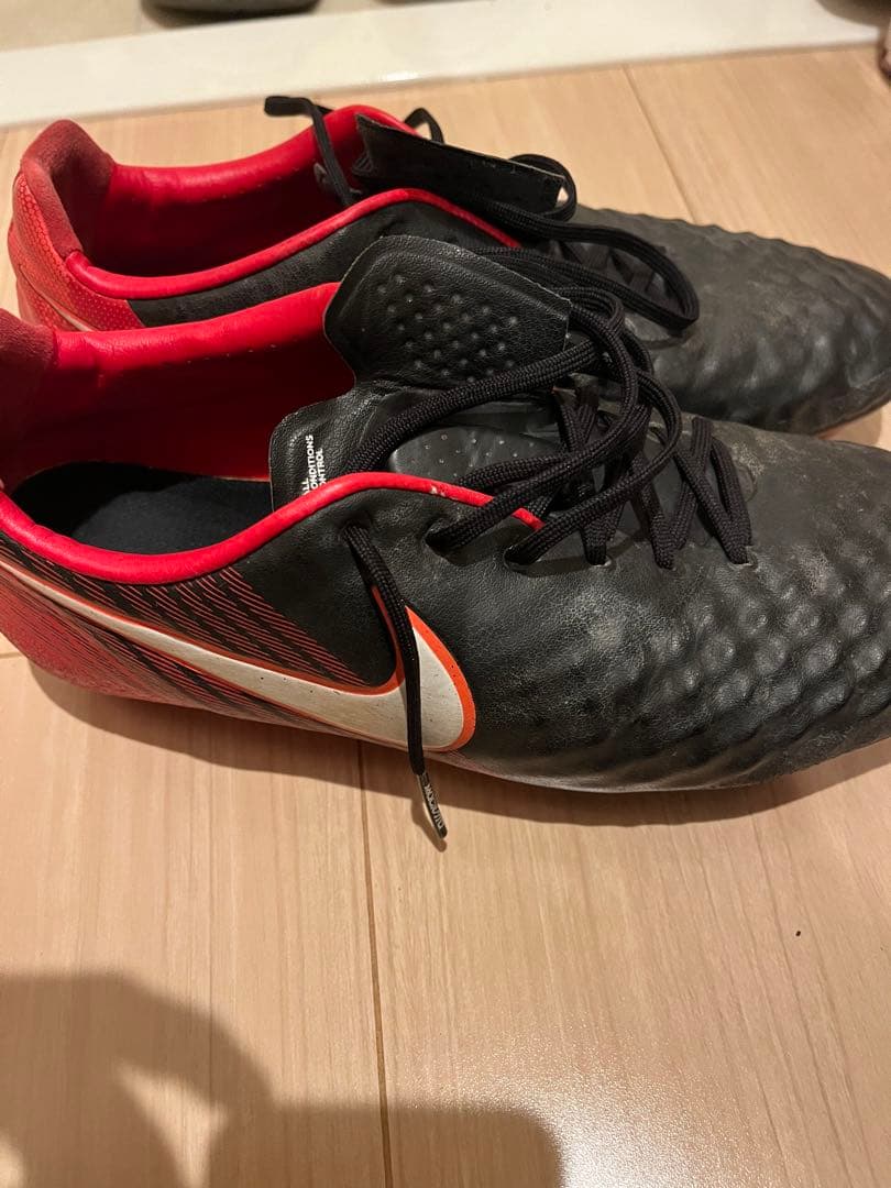 NIKE マジスタ　オーパス