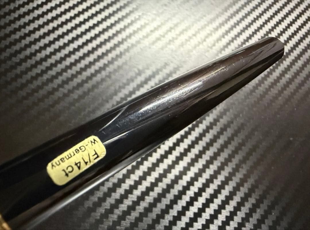 未使用に近い モンブラン No.221 ブラック F 細字 万年筆