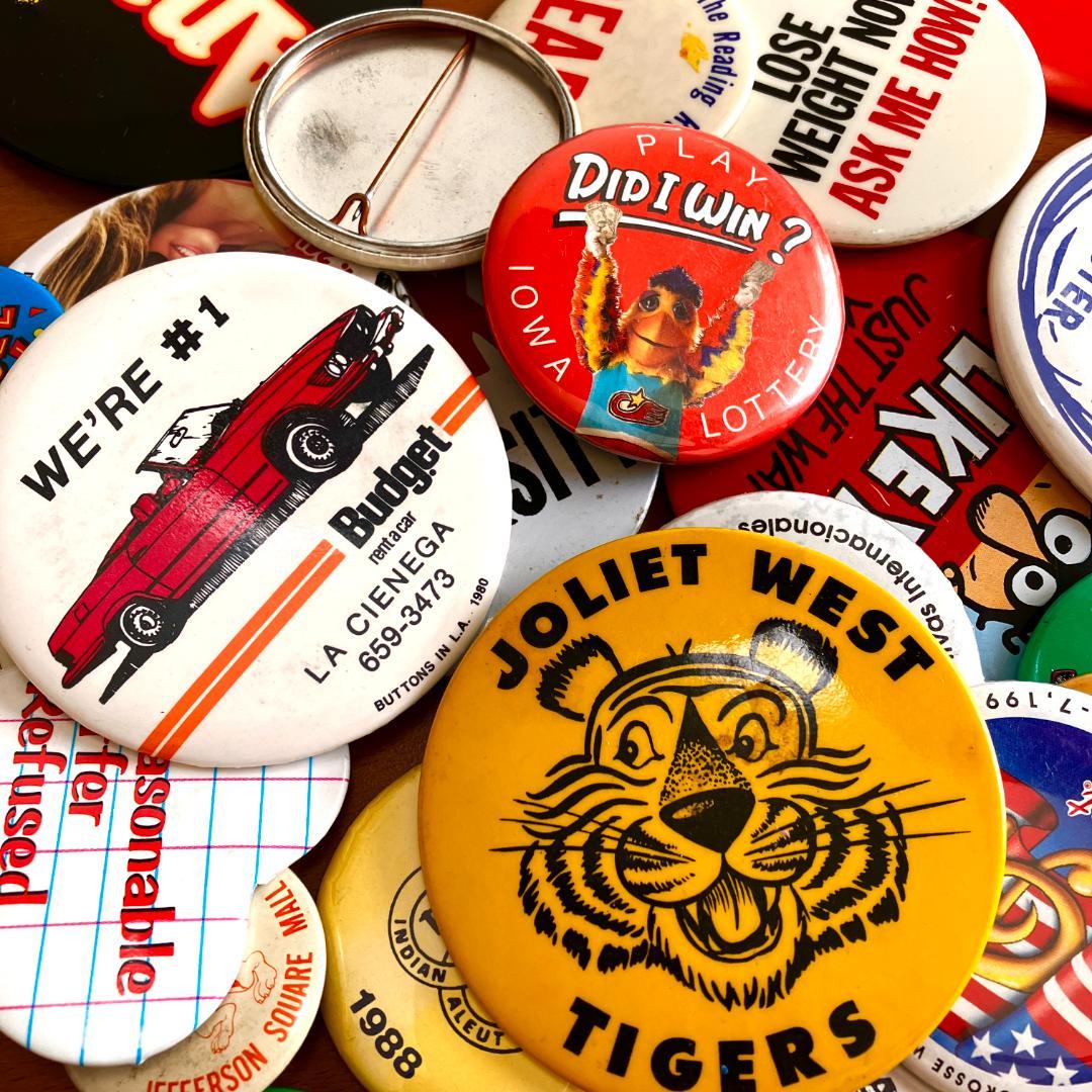 アメリカの缶バッジ200個over★まとめ売り／vintage／ノベルティ