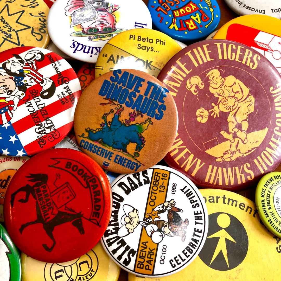 アメリカの缶バッジ200個over★まとめ売り／vintage／ノベルティ