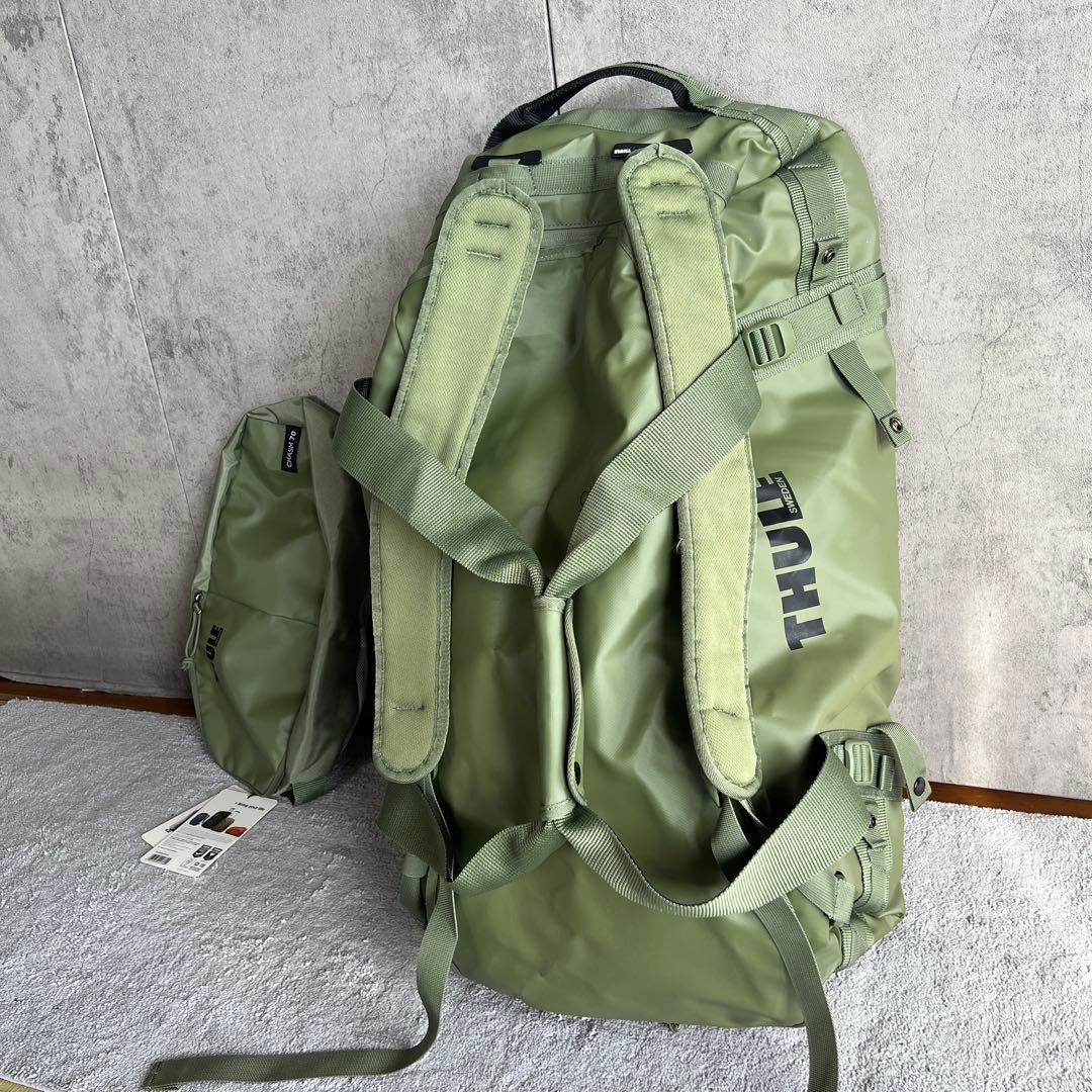 新品未使用　THULE ボストンバッグ オリーブグリーン