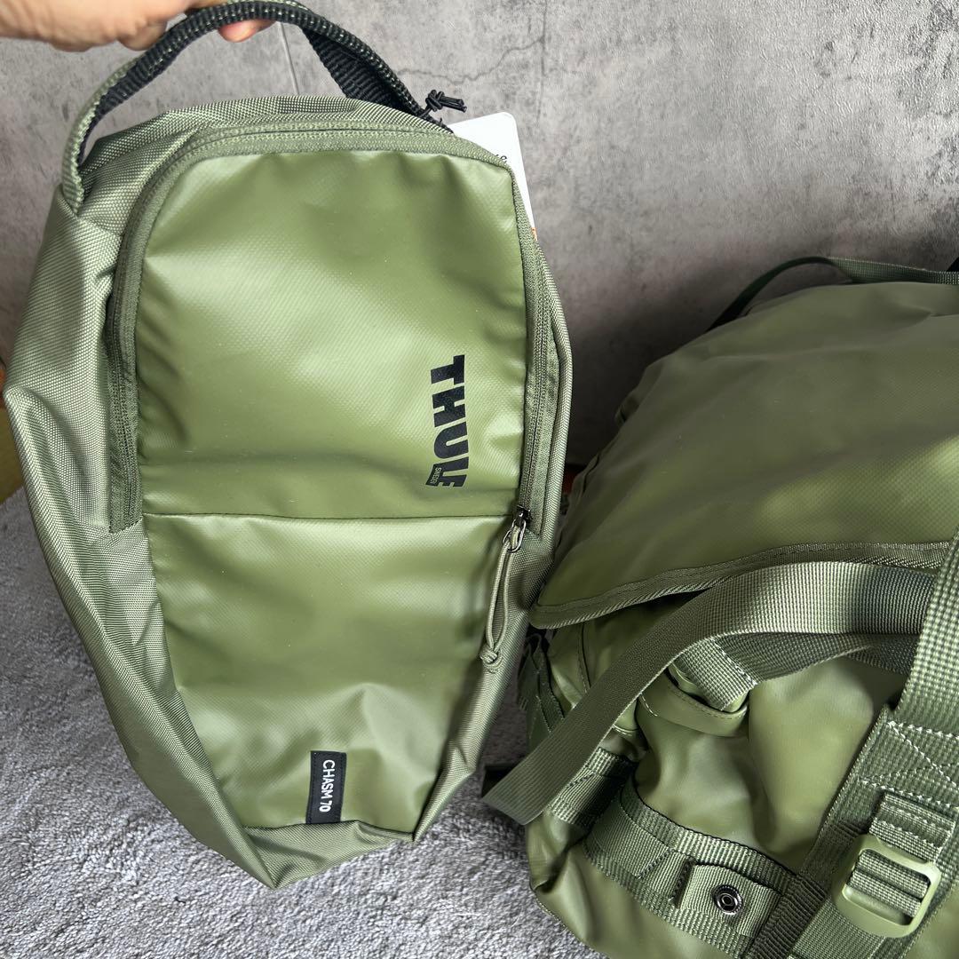 新品未使用　THULE ボストンバッグ オリーブグリーン