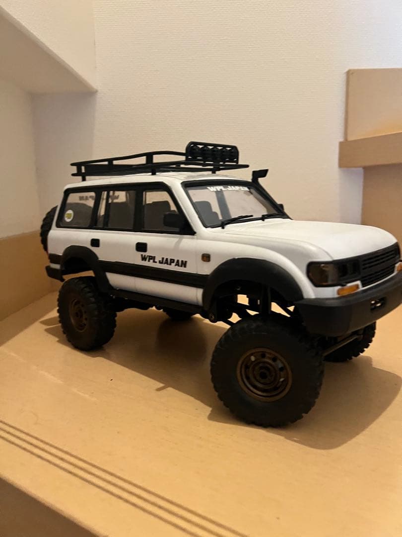 WPL c54-1 ホワイト　塗装品　プロポ付き