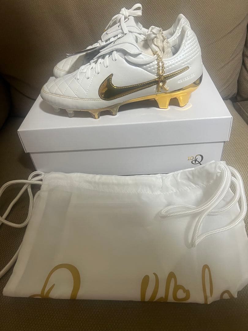 Ronaldinho × Nike Tiempo Legend FG 25.5