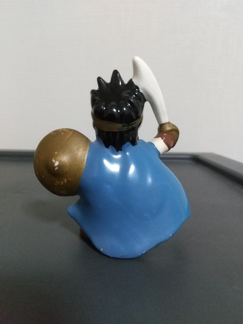 ドラゴンクエストⅢ 勇者 陶器 置物