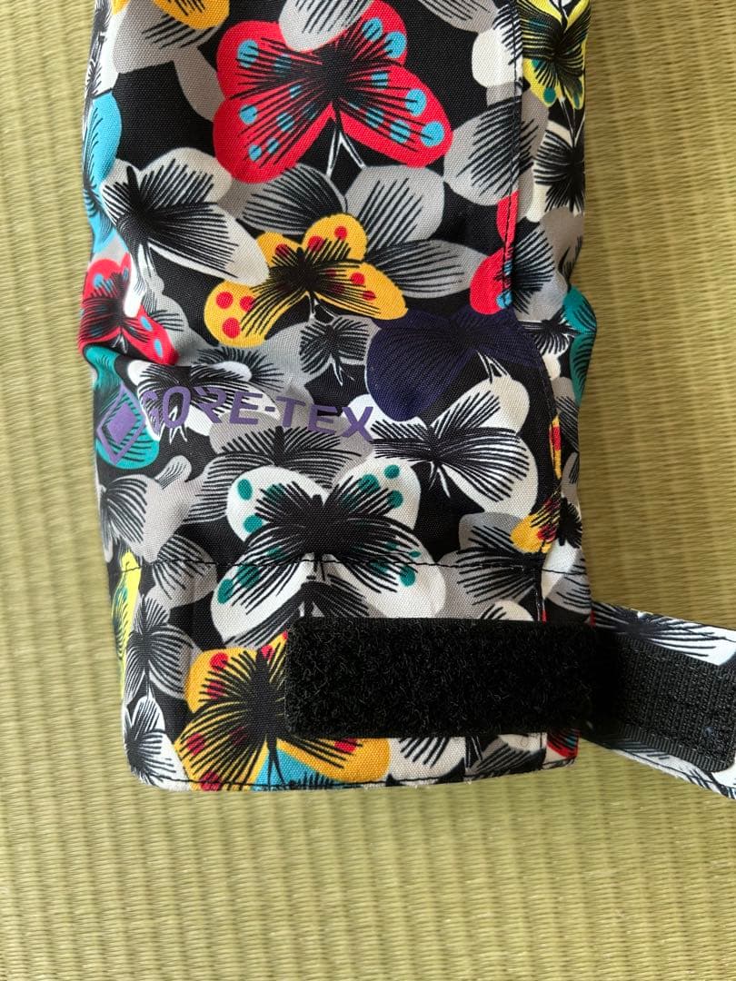 バートン　スキーウェア　サイズ4T