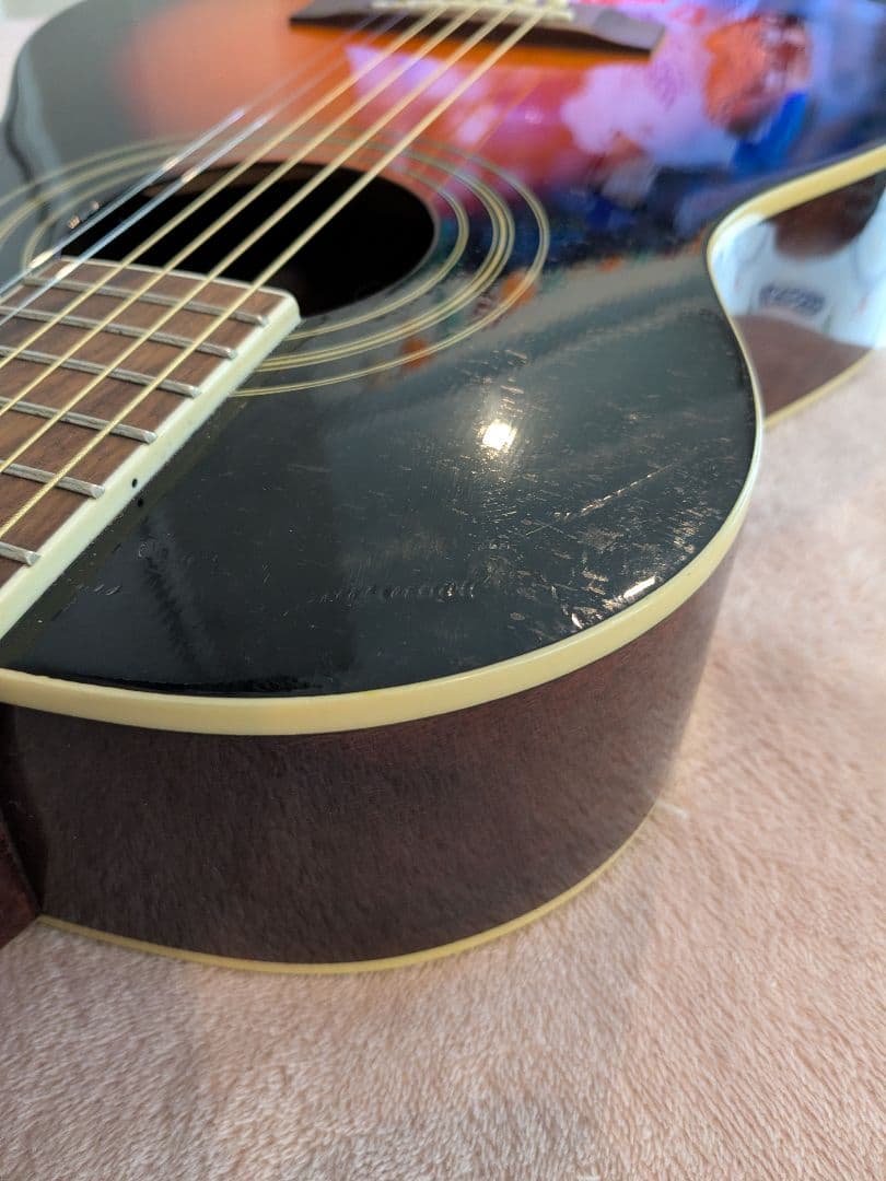 S ヤイリ　アコースティックミニギター サンバースト 6弦