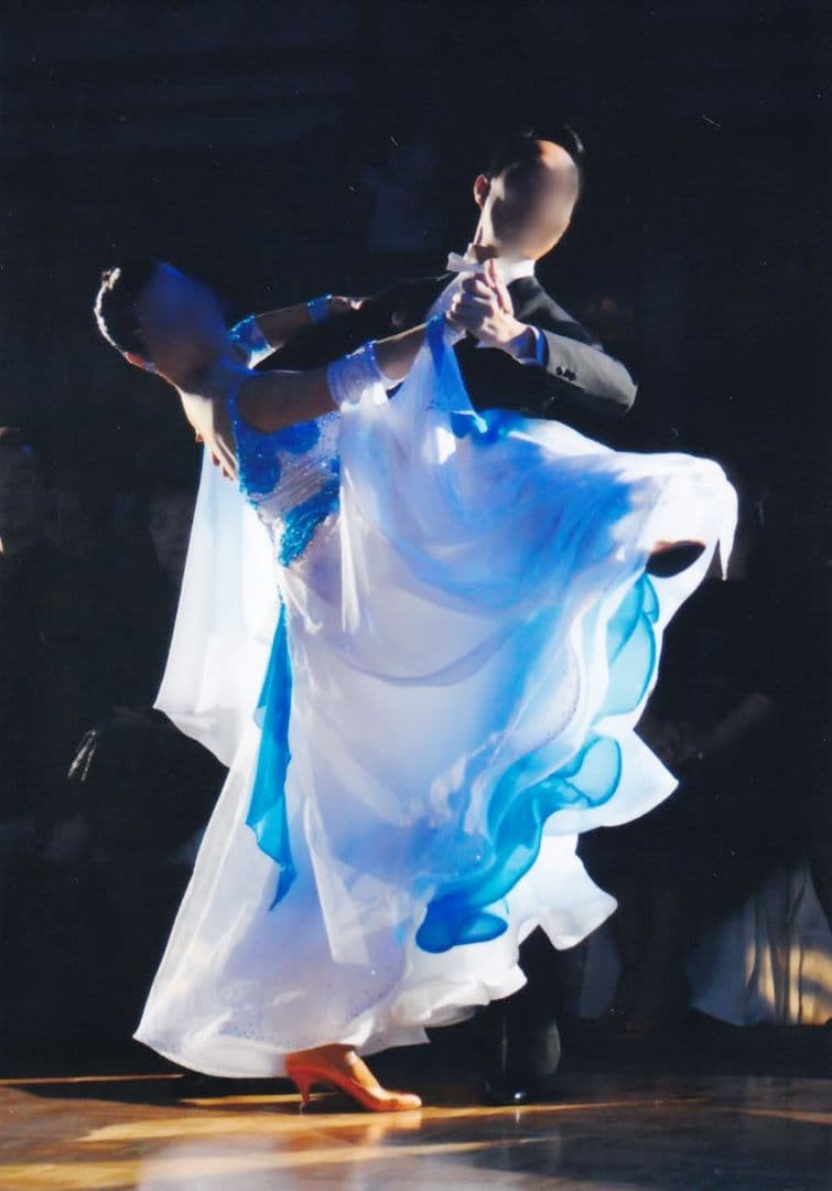 アオイプロデュース製 白 社交ダンス スタンダードドレス 中古 競技 デモ