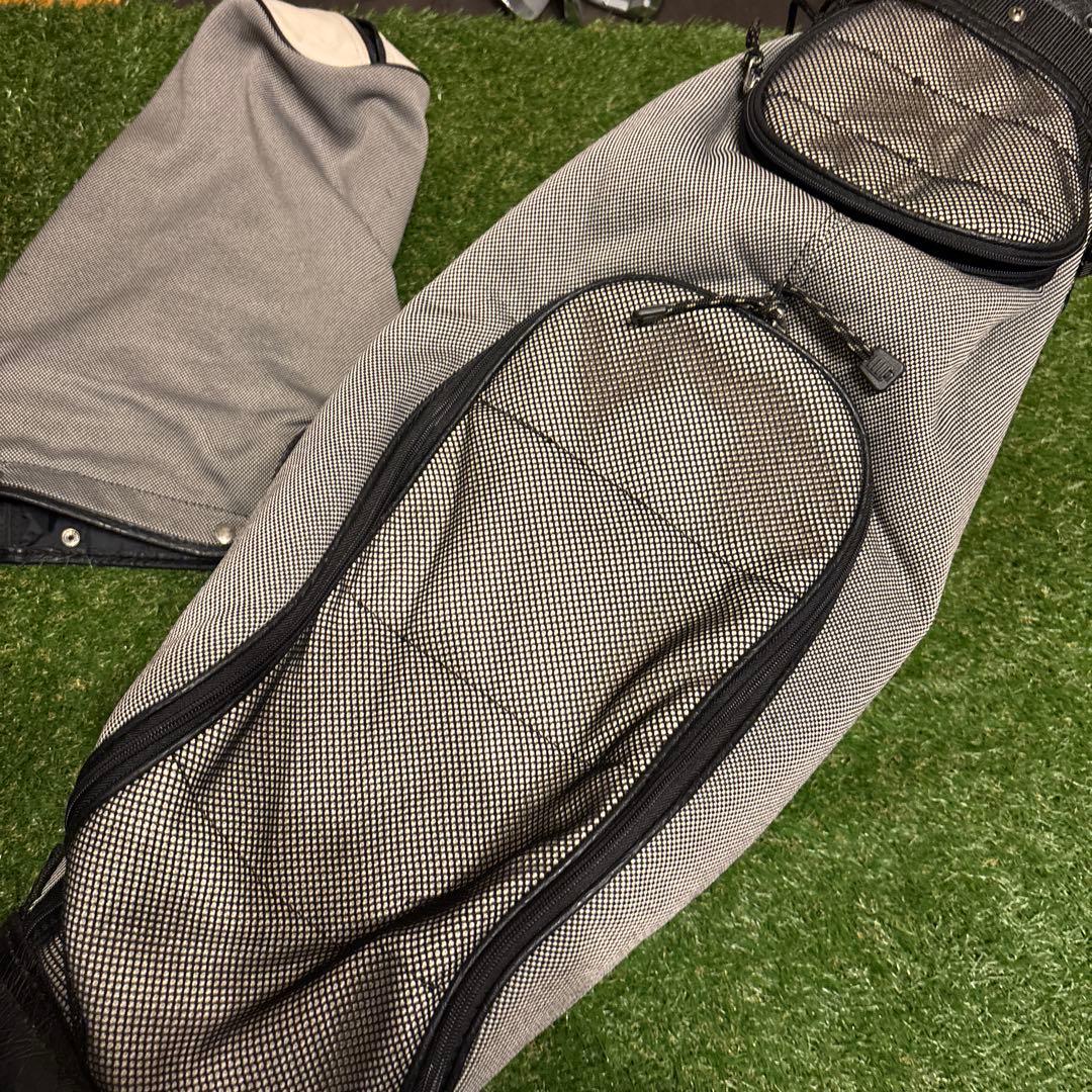 GUINNESS ゴルフバッグ・キャディバッグ 黒とグレー