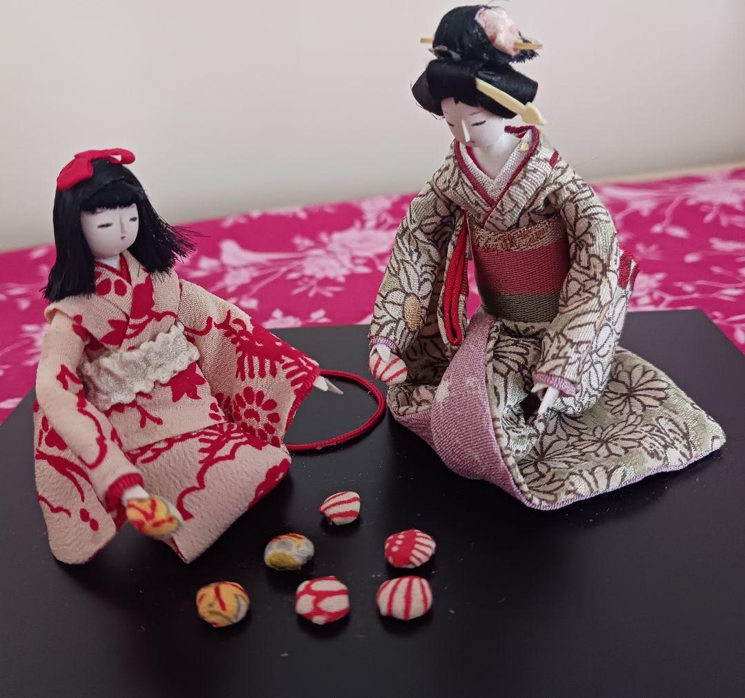 芦屋 ちぐさ人形「お手玉遊び」