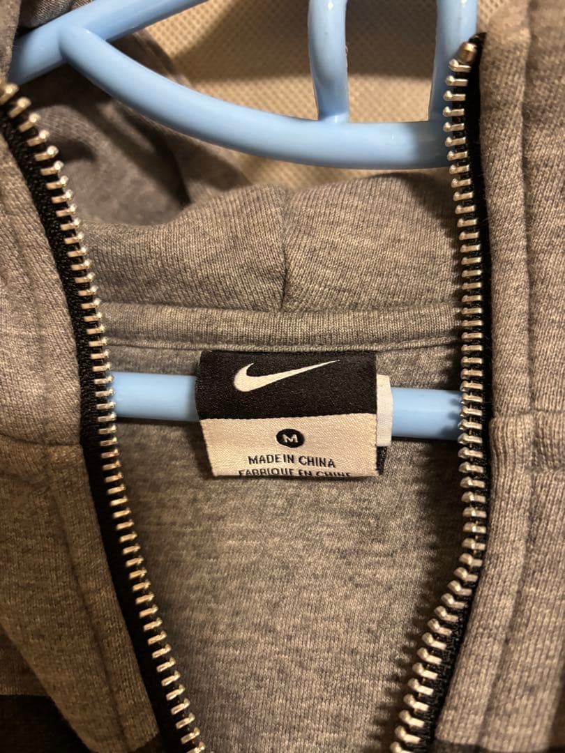 バルセロナなど　ジャージ，パーカー5着セット