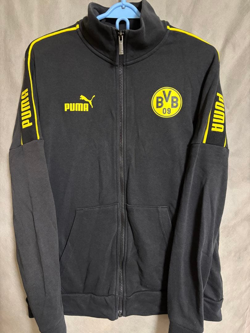 バルセロナなど　ジャージ，パーカー5着セット