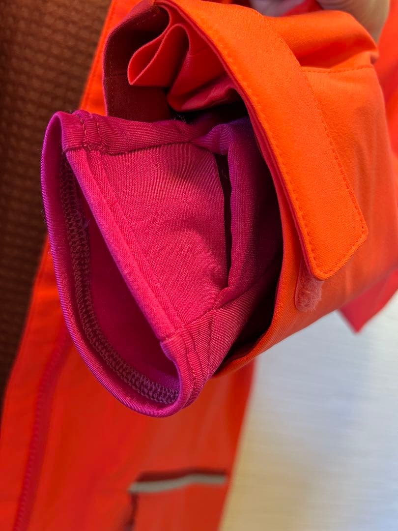 Goldwin スキーウェア ピンク　フード付き